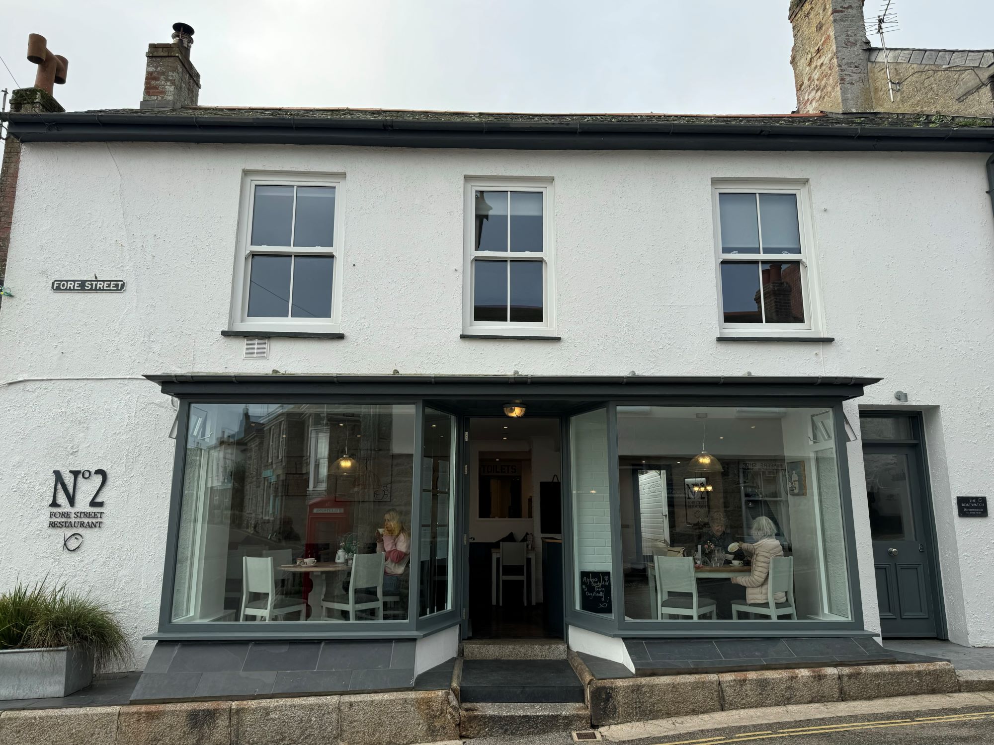 2 Fore Street, mousehole