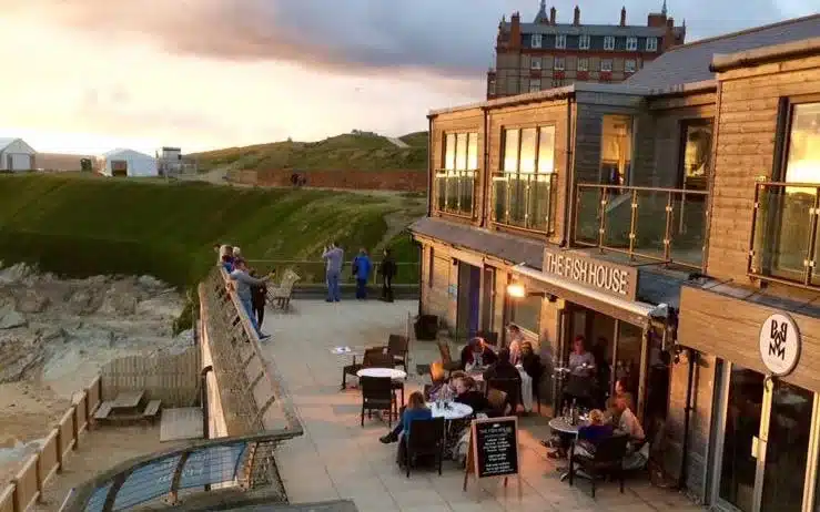 The Fish House, Fistral, Newquay overlooks the beach