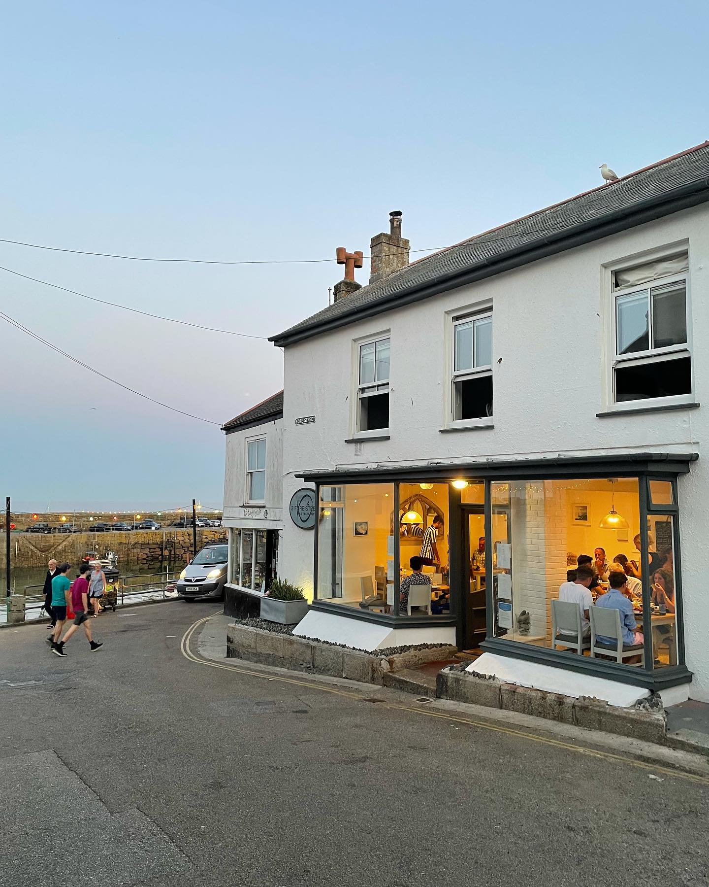 2 fore st mousehole