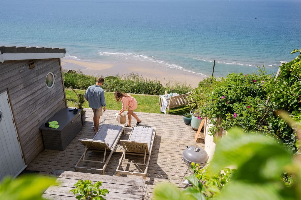 Brackenbank, Whitsand Bay
