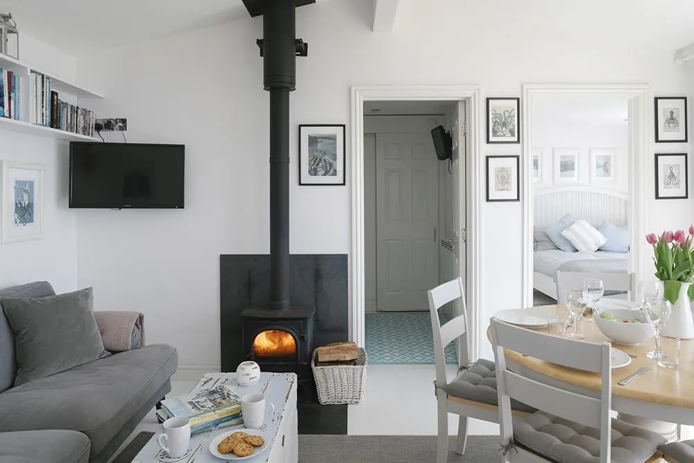 log burner whitsand bay