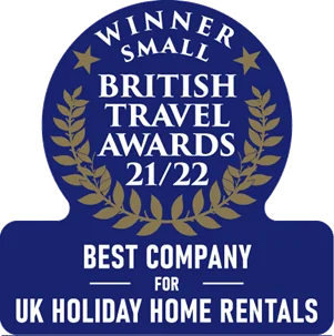 British Travel Awards 21/22 Logo.