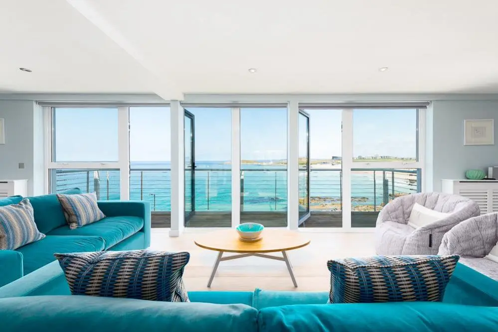 Beach Retreats | Enjoy a Stein's meal at your beach retreat