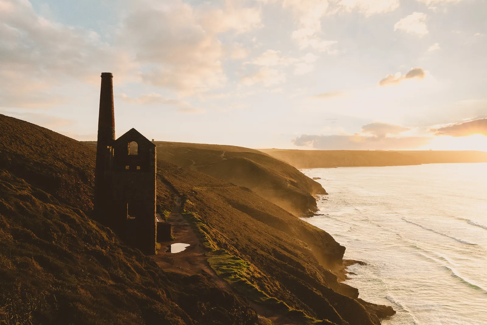 Wheal coates mine in the sunset