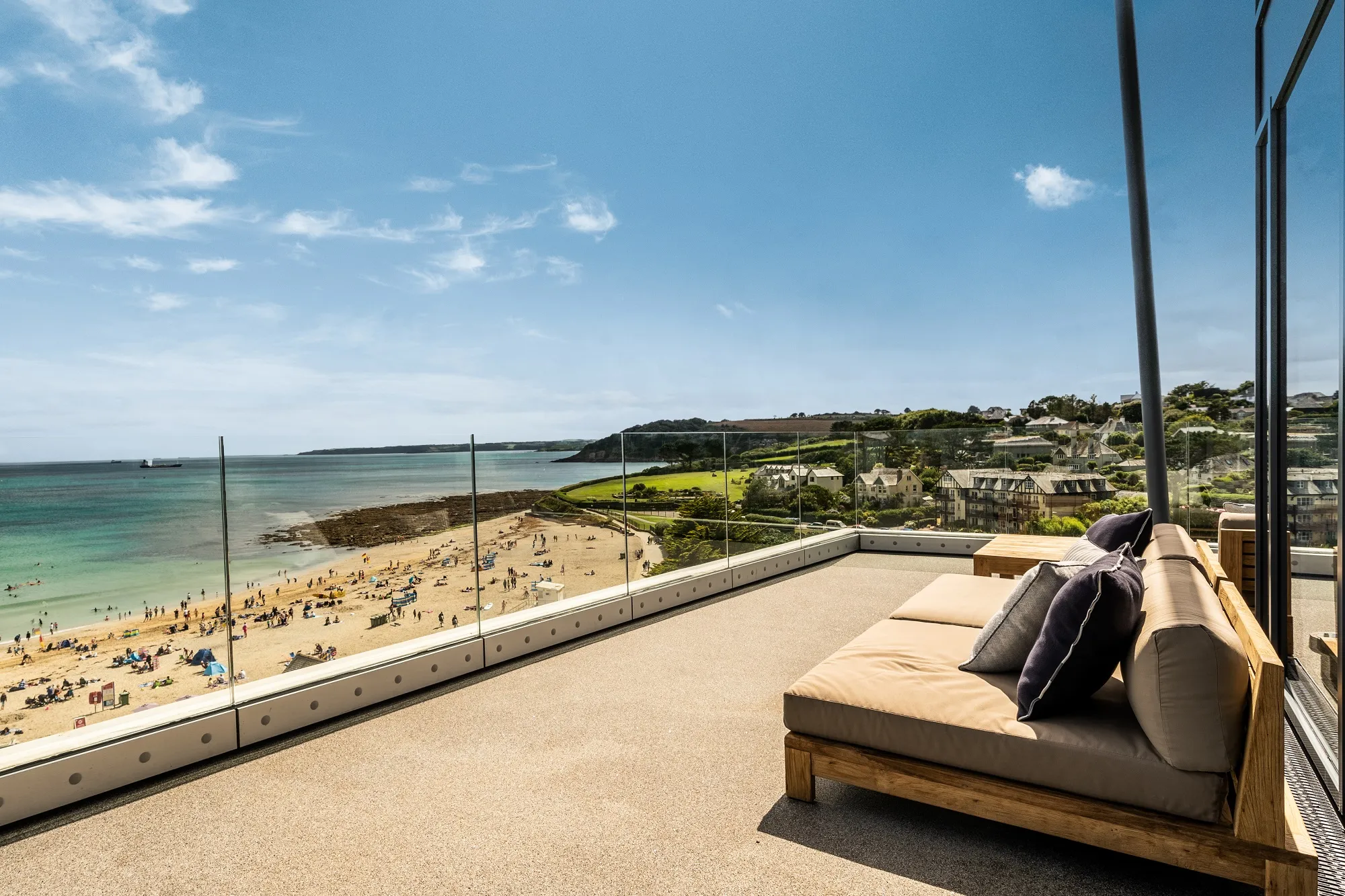 Beach Retreats | The penthouse edit