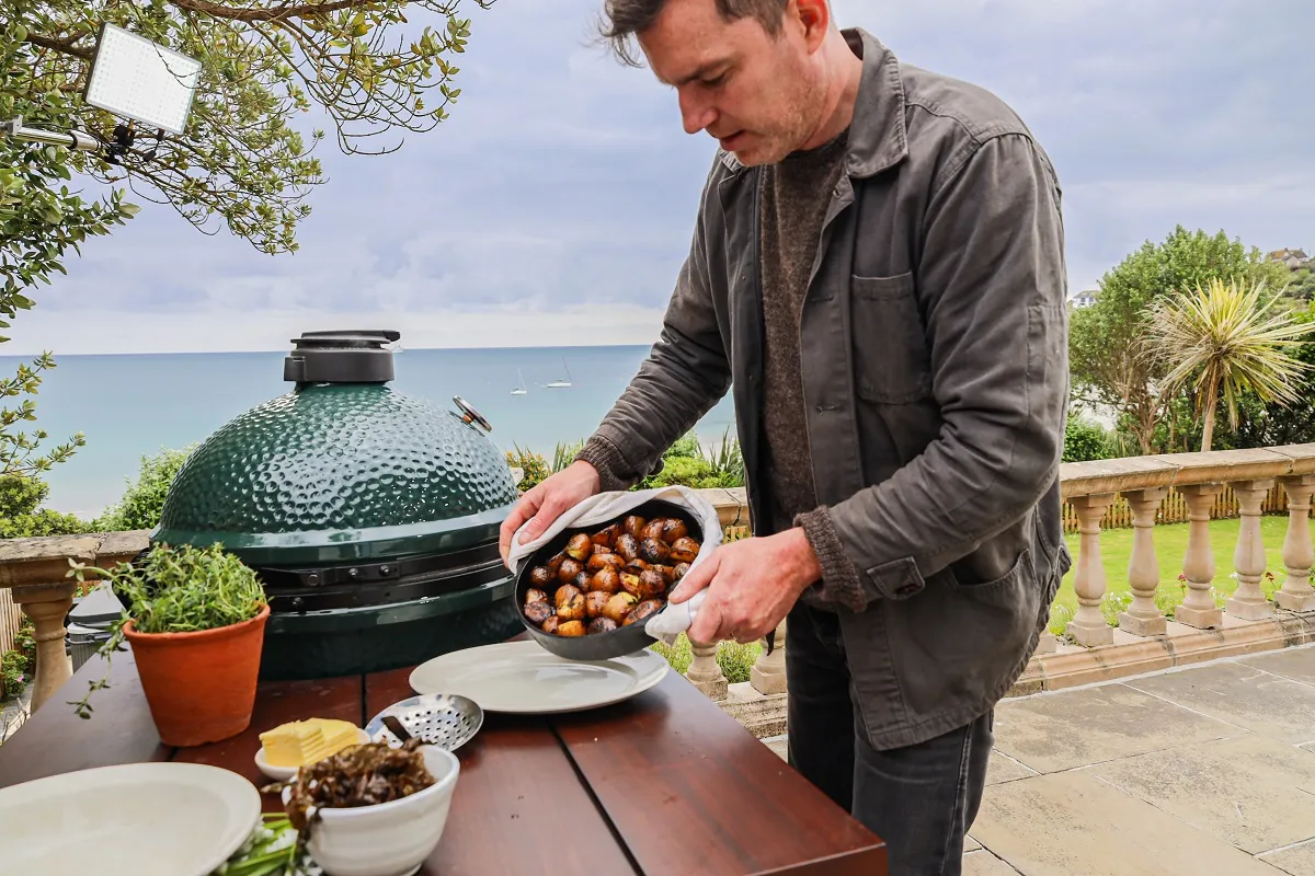 Beach Retreats | Al fresco dining at The Croft