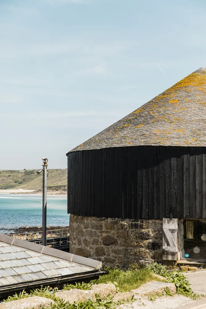 Beach Retreats North Rocks Sennen 37colour
