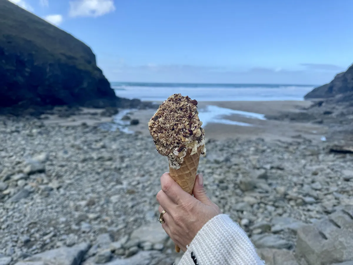 An ice cream on the beach