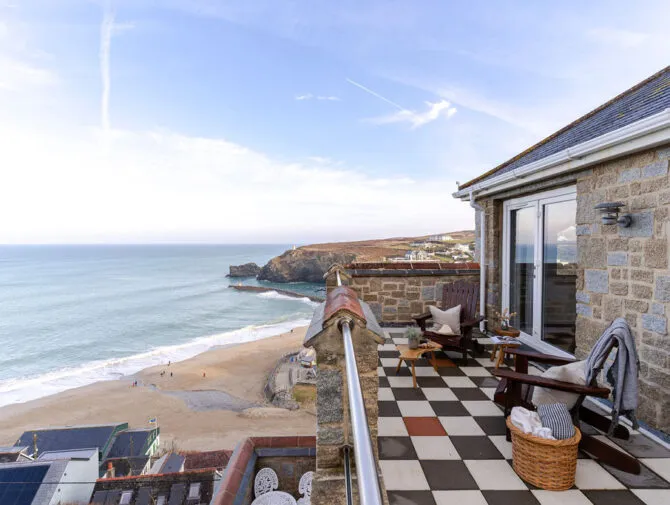 Beach Retreats photography - The Brigantine, Portreath