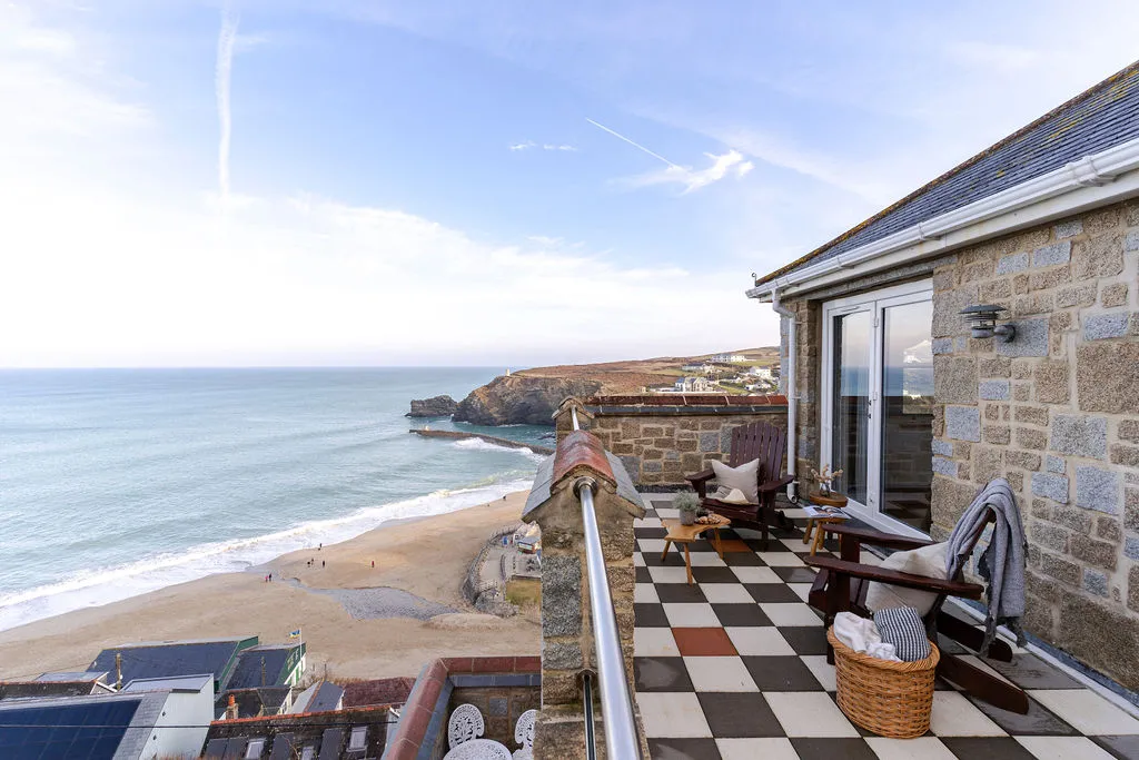 Beach Retreats photography - The Brigantine, Portreath